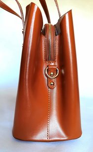 Dámska kožená luxusná kabelka ťavia 0125