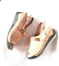 Dámske  kožené sandále SK L22-50 Camel