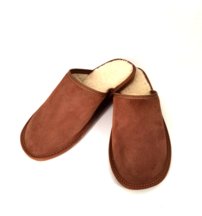 Pánske kožené oteplené papuče s ovčím rúnom hnedé