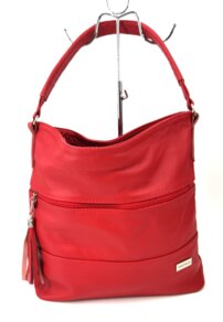 Dámska kožená kabelka na plece červená 0095